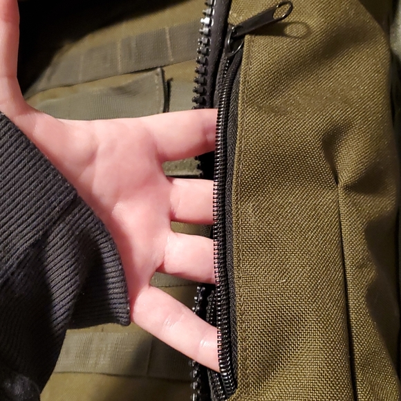 Valley Forge Tactical back pack - Picture 11 of 12